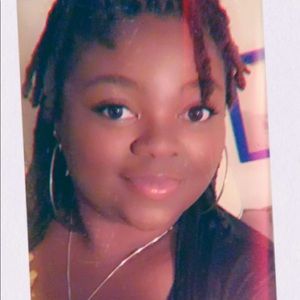 Meet your Posher, Brittney